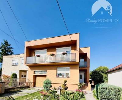 Vám ponúka na predaj priestranný 4-izbový rodin