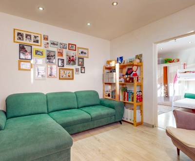 Komplet zrekonštruovaný 3i byt s 2 loggiami | Kramáre | 64m2