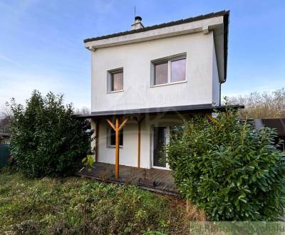 Moderná, celoročne obývateľná chata pri lese, Stupava