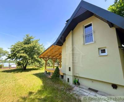 REZERVOVANÉ - Zrekonštruovaná chata pri jazere, Jakubov