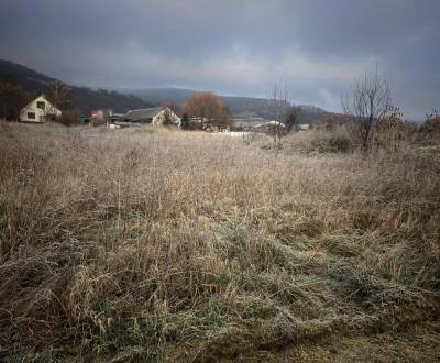 Trenčín - pozemok 650 m2 NOVÁ CENA!!!