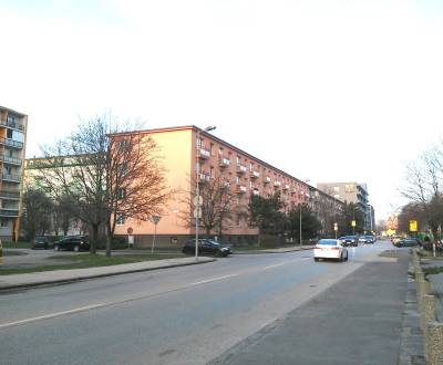 Predaj 3 izbový byt  TEHLA  BA II Ružinov Štrkovec 