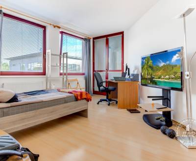 2-izb. byt,  parking, BA III. Nové Mesto, Junácka 