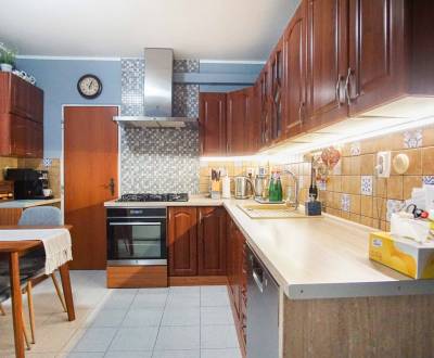 Veľký 3-izbový byt na ul. Šafárikova, Nové Zámky – 82,08m2