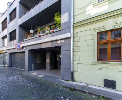 Parkovacie státie na prenájom v novostavbe WEINHAUER