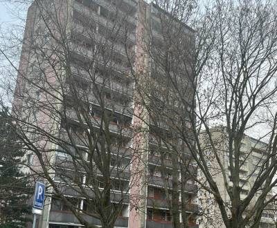 NA PREDAJ – 3-izbový byt v pôvodnom stave, Bagarova ulica, Bratislava 