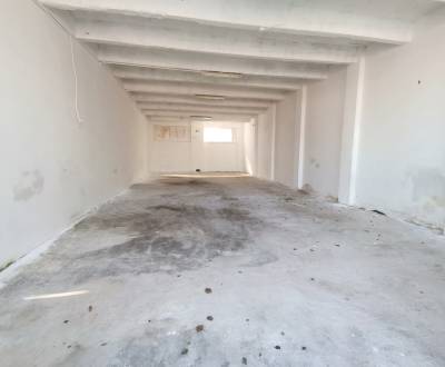 SKLAD o výmere 126 m2 - Ružinov, Trnavská cesta