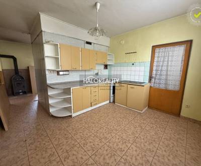 REZERVOVANÉ - Predaj, trojizbový byt Skačany + poliz...