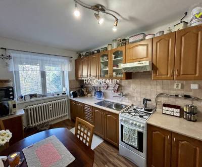 REZERVOVANÉ - Predaj, dvojizbový byt Prievidza - EXK...