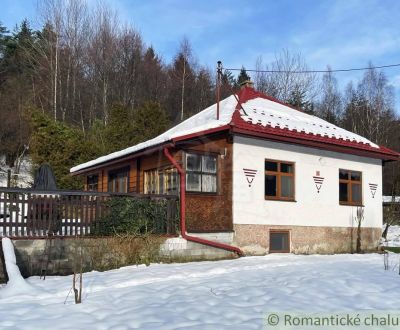 Dom na polosamote v údolí rieky Hnilec