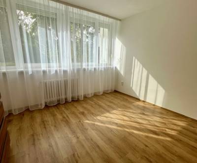 Prenájom 3 izbového bezbariérového bytu, Vetvová ulica, Bratislava