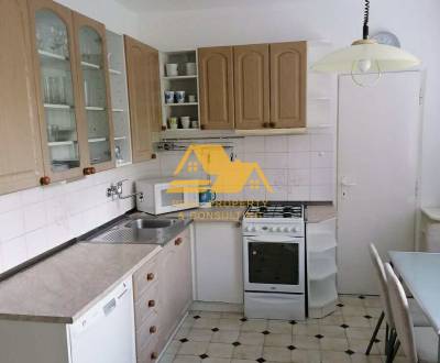 Prenajmem 3 izbový byt v Nových Zámkoch