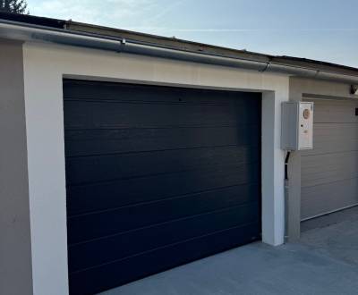 PREDAJ zrekonštruovaná garáž na ulici Slnečná - KOMÁRNO