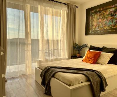 REZERVOVANÉ! SLNEČNÝ 1-IZBOVÝ BYT, KOMPLET. ZARIADENÝ, SLNEČNICE