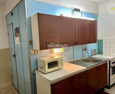 Predaj, štvorizbový byt Prievidza, Sídlisko Žabník -...