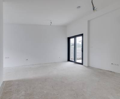 Novostavba, bungalov, Slovenský Grob, tepelné čerpadlo, štandard