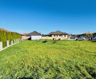 Na predaj stavebný pozemok 861 m² Partizánske – Veľké Bielice