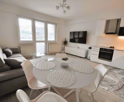 Svetlý 2 izbový byt - 57 m², s loggiou v Petržalke, lokalita: Háje