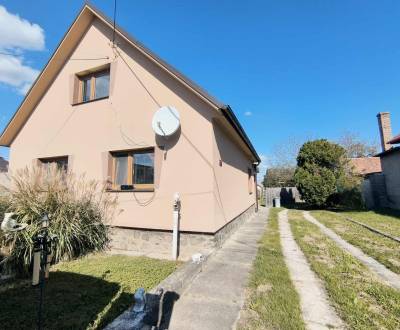 ‼️RODINNÝ DOM - S KRÁSNYM POZEMKOM NA PREDAJ, BYSTRIČANY - PRIEVIDZA‼️