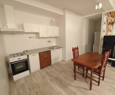 Na prenájom 2-izbový byt - Nové Zámky