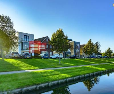 Pre konkrétneho klienta hľadám stavebný pozemok v Borinke - hotovosť!