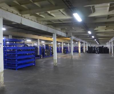 Sklad na prenájom o ploche 600 m2 a 1200 m2