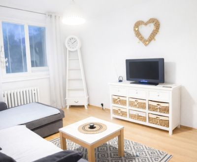 Príjemný zariadený 2-izbový byt s loggiou – Poprad 