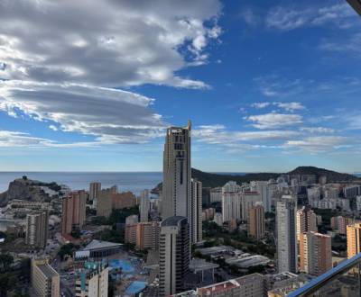 Luxusný byt na predaj Benidorm, 130m2, solárium, spa, garáž