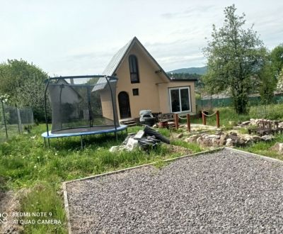 Chatka na krásnom mieste v kľudnom prostredí