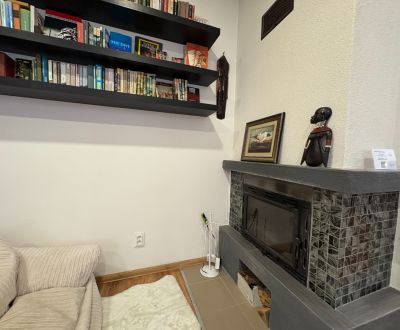 EXKLUZÍVNE na prenájom apartmán s nádychom afrického štýlu v centre KN