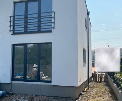 Novostavba- 4-izbový rodinný dom-Super Cena