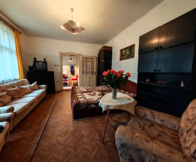 Na predaj rodinný dom v širšom centre mesta Komárno.