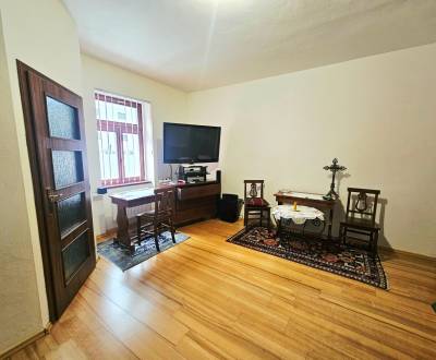  Veľkometrážny 3 izbový byt v kúpeľnom meste Trenčianske Teplice 