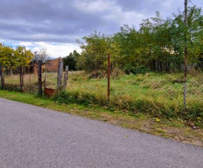 Stavebný pozemok 882 m² | Gajary