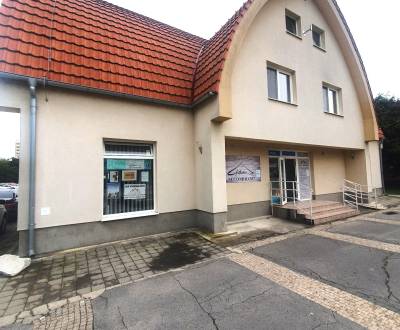 Polyfunkčná budova v centre mesta Galanta NA PREDAJ 