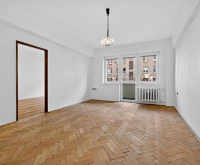 I PREDAJ Priestranný 3-izb. byt v centre Krížna/Blumentálska