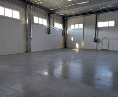 Prenájom skladu 670 m2 neďaleko letiska, IKEA