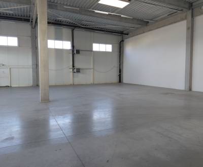 Prenájom skladu 670 m2 neďaleko letiska, IKEA