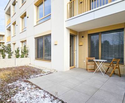 PRENÁJOM  - 2 izbový  byt  rozloha 51,52 m² + 35,71 m² terasa + garáž 