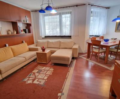 REZERVOVANÉ 3 izbový byt VYSOKÉ TATRY  s balkónom  76m²