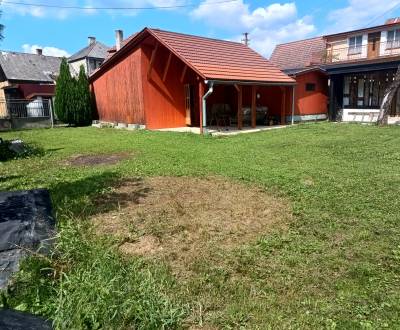 TUŽINA okres Prievidza - CHATA s terasou a garážou 