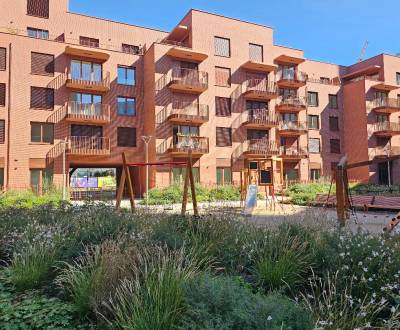 PREDAJ GARÁŽOVÉHO STÁTIA v projekte ZWIRN, BA II