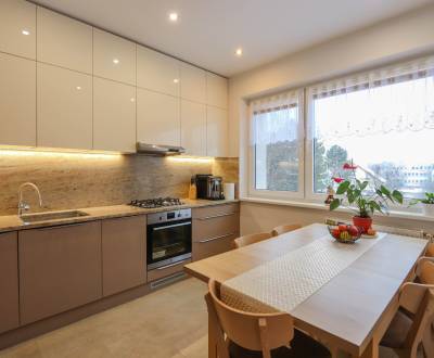 Na prenájom 3 izbový byt v Piešťanoch