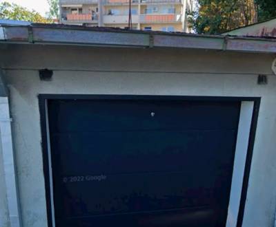 Garáž na ul. Teslová, Ružinov s pozemkom