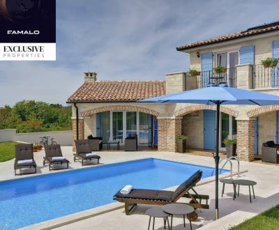 Dve vily na predaj blízko mora v Meduline, Chorvátsko