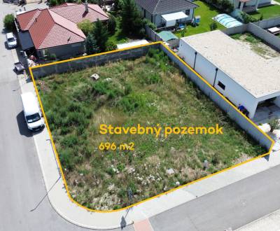 Stavebný pozemok pre rodinný dom | 696 m² | Miloslavov