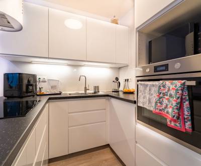 Krásna 2-izbová novostavba s lodžiou, pivnicou a park. miestom