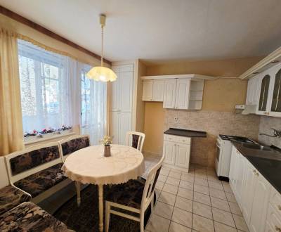 *NA PREDAJ* 3 izbový byt M.R. Štefánika / Nové Mesto nad Váhom