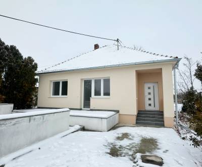 NA PREDAJ: 4 IZBOVÝ RODINNÝ DOM PO REKONŠTRUKCII, VEĽKÉ KOSIHY