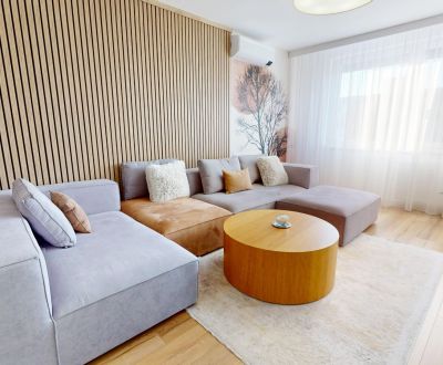 NA PREDAJ 3 izbový, moderný, dizajnový byt v centre - KOMÁRNO